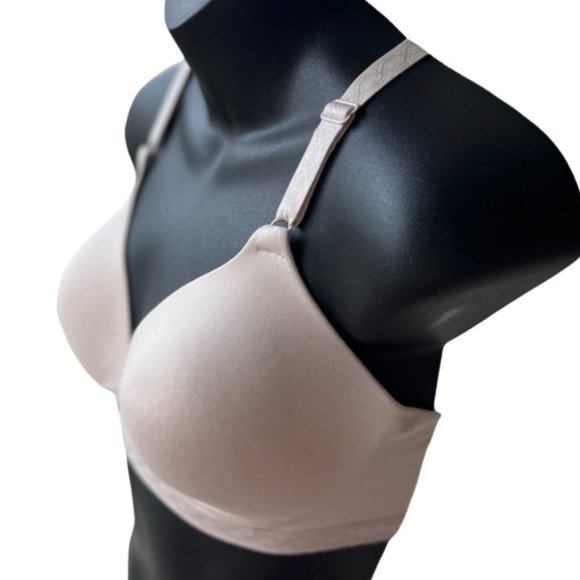 🌸4/$30🌸 Warner's Blissful Benefits Ultrasoft Wirefree Bra - Picture 7 of 16